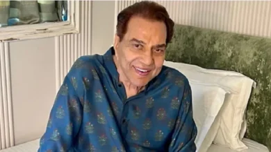 सिनेमा का ही-मैन हुआ अमर: धर्मेंद्र के जाने से बॉलीवुड का सुनहरा दौर हुआ शांत 4 Photo of सिनेमा का ही-मैन हुआ अमर: धर्मेंद्र के जाने से बॉलीवुड का सुनहरा दौर हुआ शांत