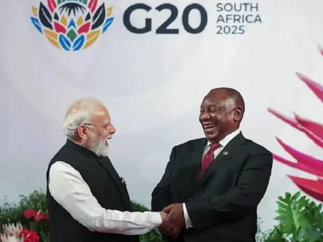 The South African President's humorous jibe at the G-20 hosting: "If you had told us earlier, we might have run away!" Modi gave a smiling reply.