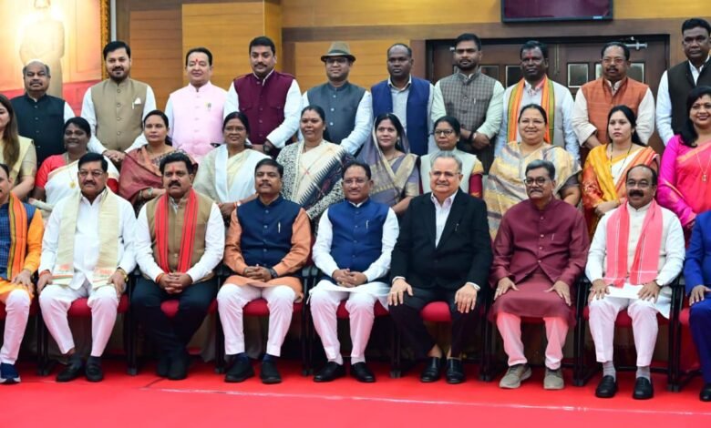 छत्तीसगढ़ विधानसभा भवन: 25 वर्षों की लोकतांत्रिक यात्रा का जीवंत साक्षी 1 Chhattisgarh Vidhansabha Bhawan: A living witness to 25 years of democratic journey