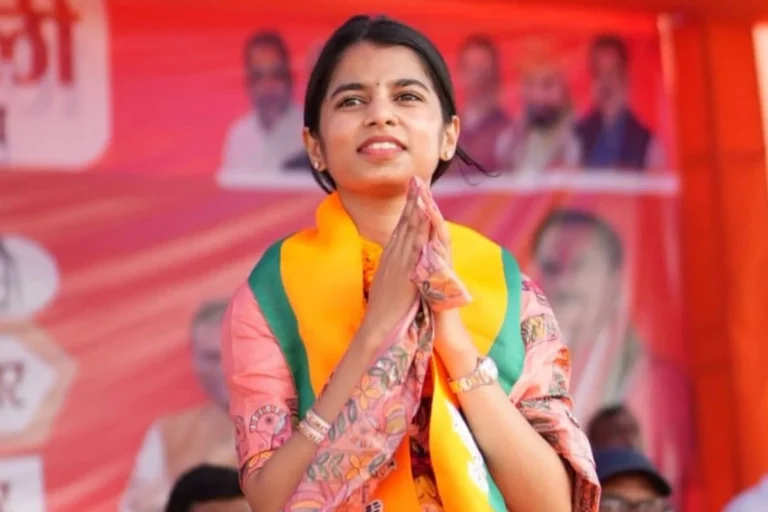 Maithili resonates in Alinagar: Folk singer-turned-MLA wins by a landslide victory of 11,730 votes