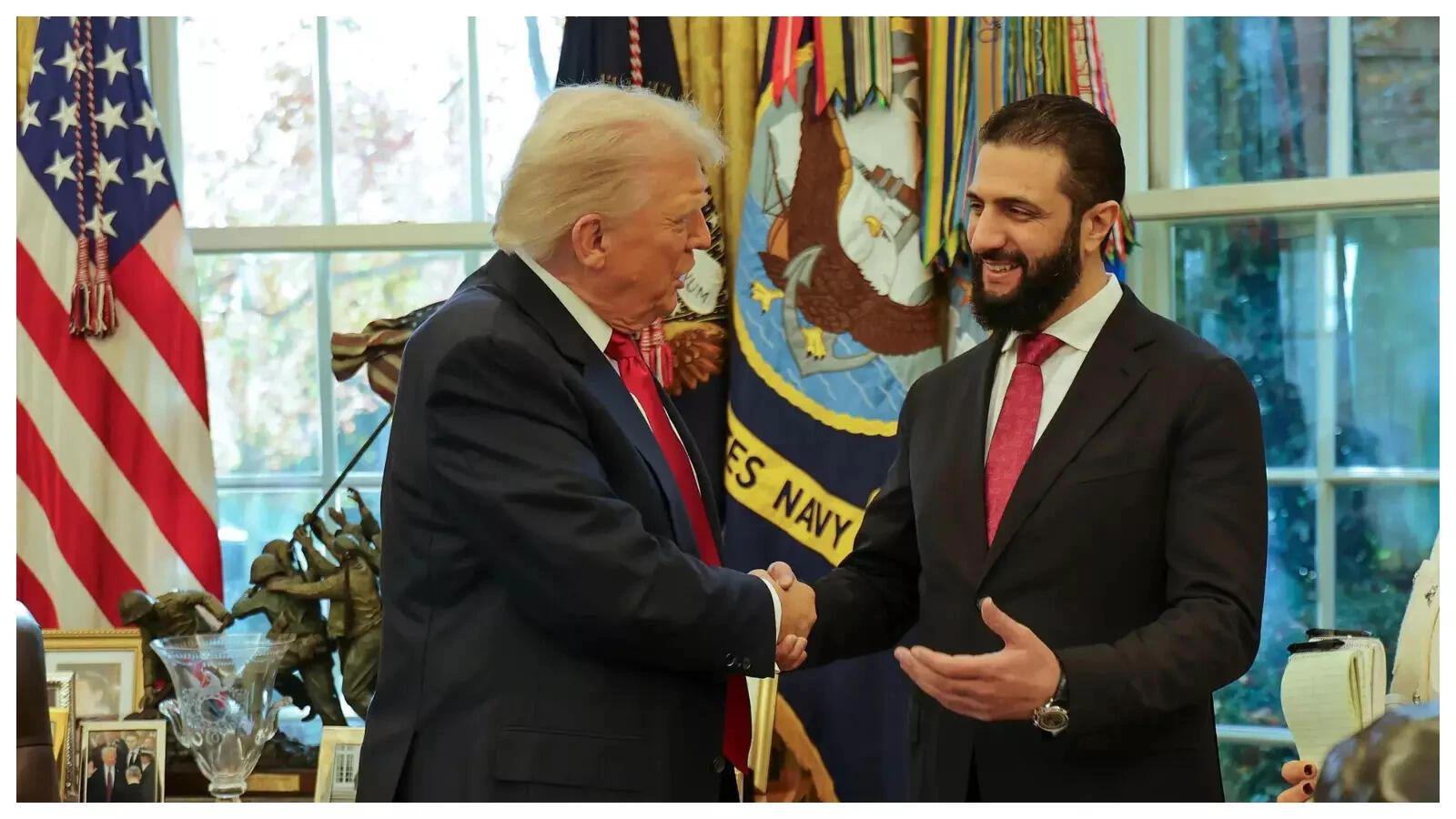A meeting etched in history: Trump met the Syrian president and a funny moment ensued!