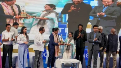 Photo of क्रिकेट की ऋचा अब बनीं DSP घोष — वर्ल्ड कप हीरोइन को मिला राज्य का बड़ा सम्मान