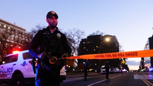 Gunfire erupts outside the White House: Two National Guardsmen critical, Afghan-origin attacker in custody