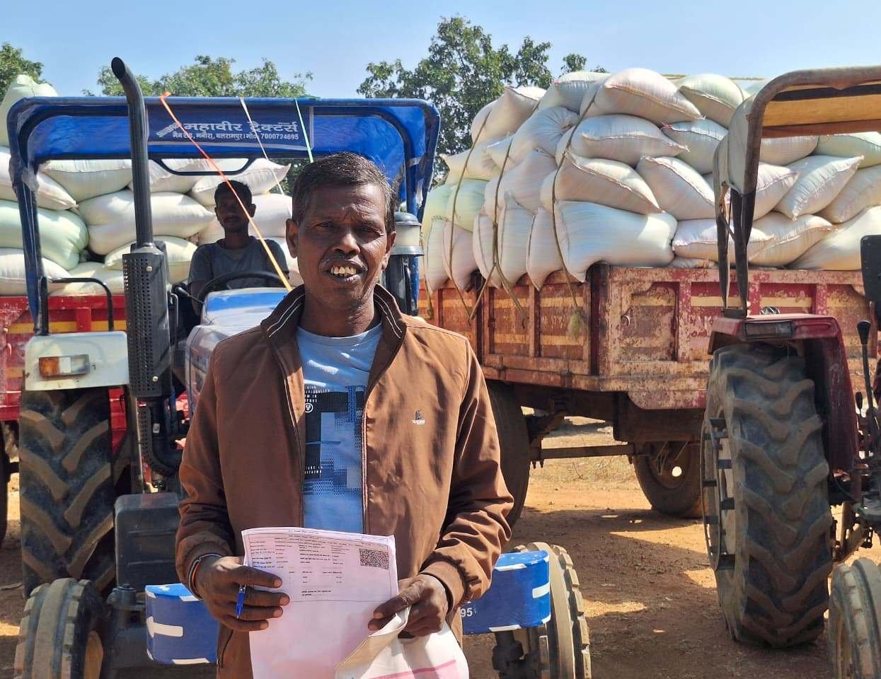Farmers' hard work at paddy procurement centres bears golden fruits, confidence reflected in their smiles