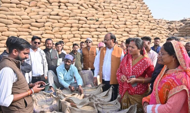 Inspection of paddy procurement center: Feedback taken from farmers, emphasis on transparent procurement