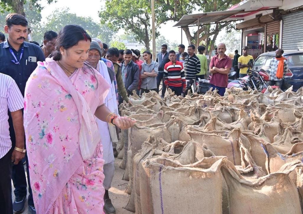 Surprise inspection of paddy procurement centres, ground feedback taken from farmers