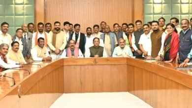 Photo of साहू समाज के प्रतिनिधिमंडल से मुख्यमंत्री विष्णुदेव साय की मुलाकात, नवनिर्वाचित पदाधिकारियों को दी बधाई