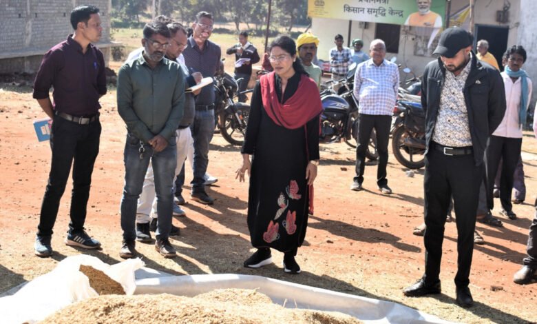 Administration strict on irregularities in paddy procurement, instructions for action during surprise inspection in Balod