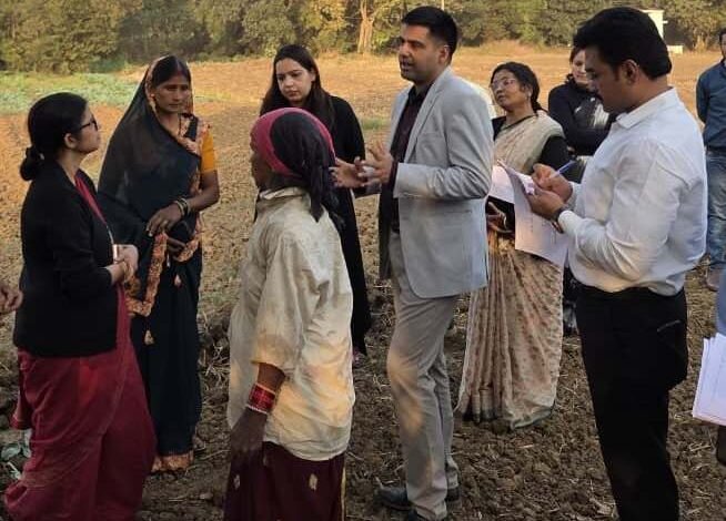 Ground survey of agricultural schemes in Rajnandgaon, emphasis on water conservation and natural farming