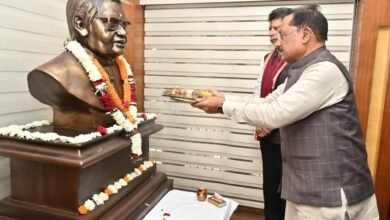 Photo of अटल जयंती पर सीएम साय ने किया माल्यार्पण, सुशासन और जनसेवा के आदर्शों को बताया प्रेरणा