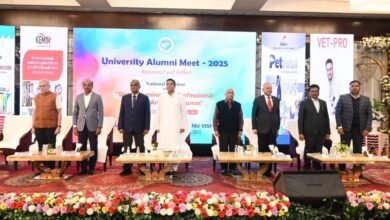 Photo of कामधेनु विश्वविद्यालय में एलुमनाई मीट–2025, देश-विदेश से जुटे पूर्व छात्र, पेशेवर सहयोग पर मंथन