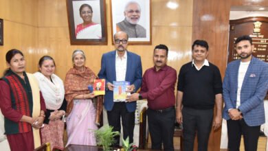 Photo of राज्यपाल से विवेकानंद केंद्र प्रतिनिधियों की मुलाकात, कौशल प्रशिक्षण केंद्र को मिले 10 कंप्यूटर