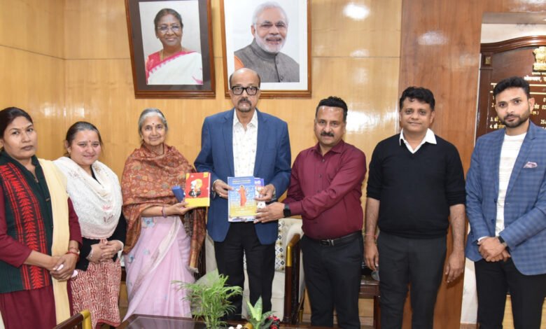 Vivekananda Kendra representatives meet Governor, Skill Training Centre receives 10 computers