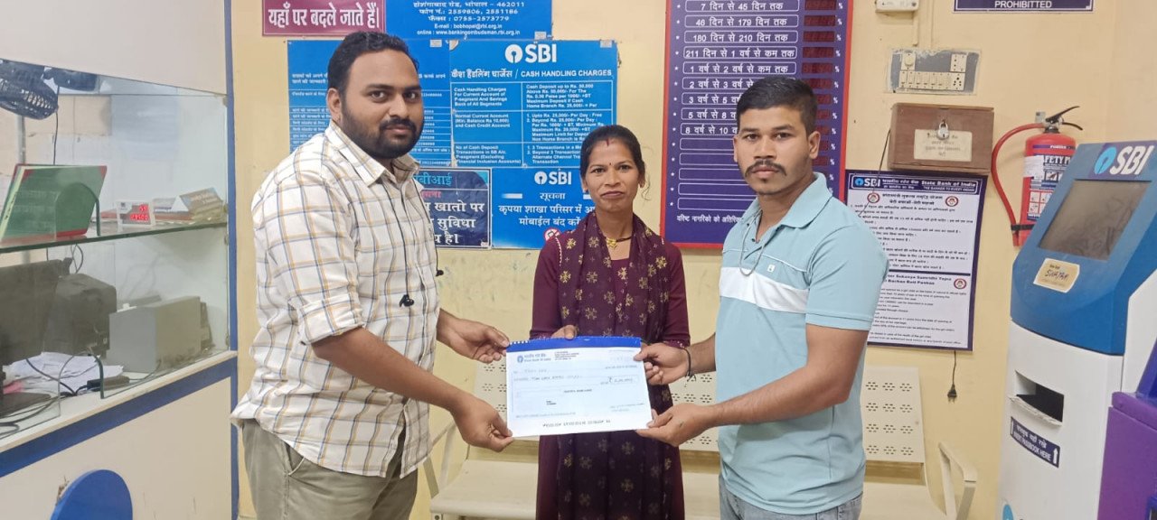 After the demise of a woman associated with Bihaan, the family received immediate financial support; an insurance amount of Rs 2 lakh was approved.