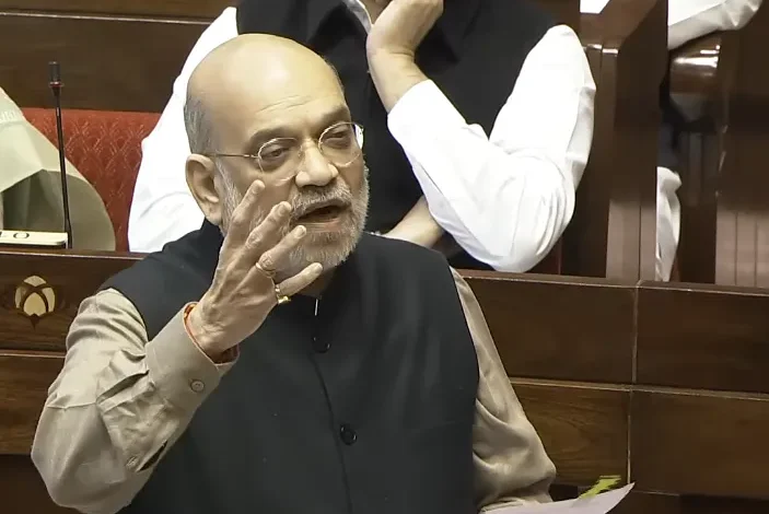 ‘वंदे मातरम्’ विवाद पर संसद में सियासी संग्राम, अमित शाह ने राज्यसभा में सौंपी उन नेताओं की लिस्ट जिन्होंने राष्ट्रगीत का किया अपमान 1 A political battle erupted in Parliament over the 'Vande Mataram' controversy, with Amit Shah submitting a list of leaders who allegedly insulted the national song to the Rajya Sabha.