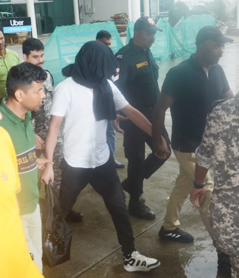 Notorious gangster Mayank Singh appears in Raipur court, many big revelations expected