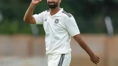 Photo of उधार के स्पाइक्स से पहला ट्रायल, कश्मीर के आफिक नवाब डार 8.40 करोड़ में IPL स्टार बने