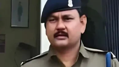 Photo of बेटे को जेल से छुड़ाने का झांसा देकर महिला से दरिंदगी, दागी आरक्षक नौकरी से बाहर