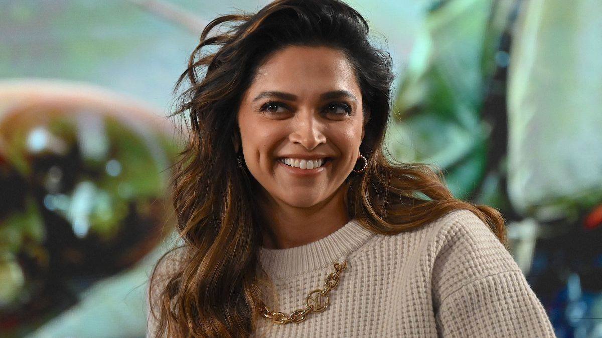 Deepika Padukone's 40th birthday: Booked flights for fans and distributed expensive gifts