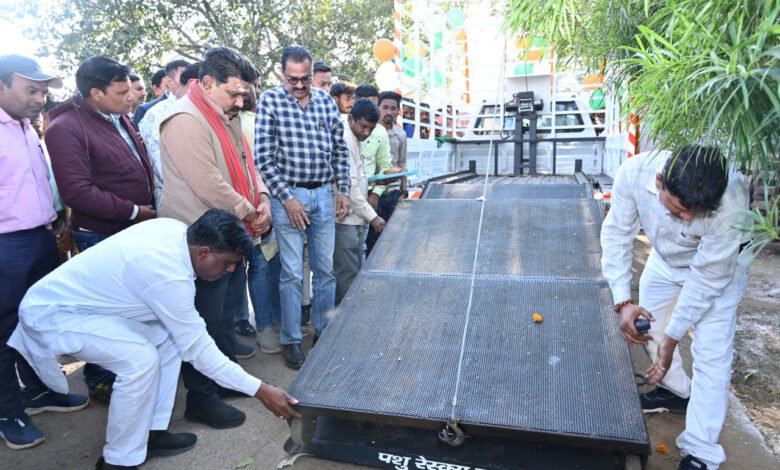 A major step towards animal welfare, modern animal rescue vehicle received from MLA fund