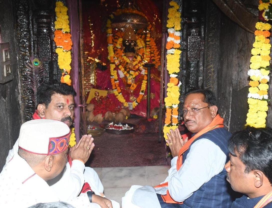 Chief Minister Vishnu Dev Sai wished happiness and prosperity to the people of Bastar.