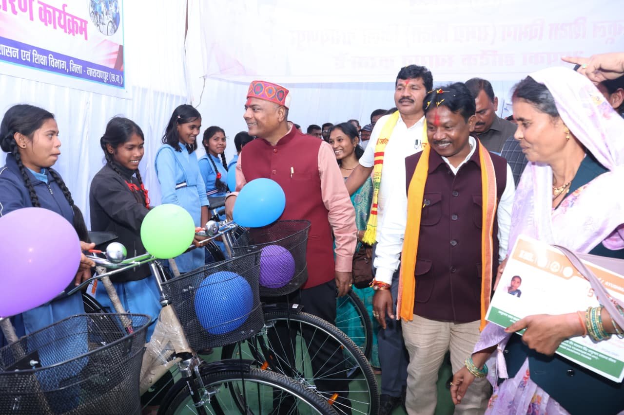 Foundation of development in Chhotedongar: Bhoomipujan of seven works worth more than Rs 6 crore