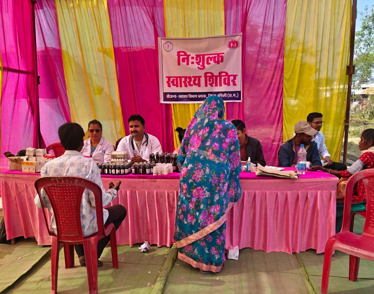 Modern medicine reaches the Sanwara tribe; 142 people benefit from a free health camp in Daukapa.