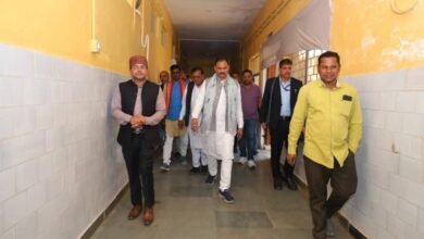Photo of बोड़ला सामुदायिक स्वास्थ्य केंद्र का औचक निरीक्षण, 50 लाख की मरम्मत स्वीकृत, मरीजों से सीधे संवाद
