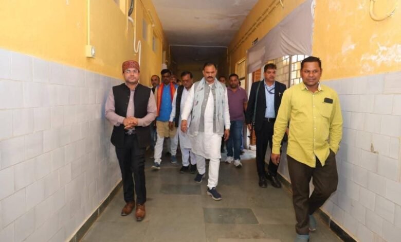 Surprise inspection of Bodla Community Health Center, repair worth Rs 50 lakh approved, direct communication with patients