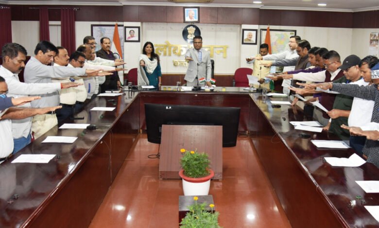 Oath of democracy on National Voters' Day at Lok Bhavan Secretariat, officials expressed commitment