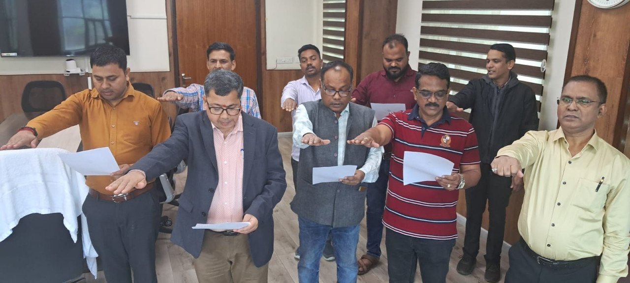 Echo of democracy in Nava Raipur on National Voters' Day, awareness program with pledge to vote