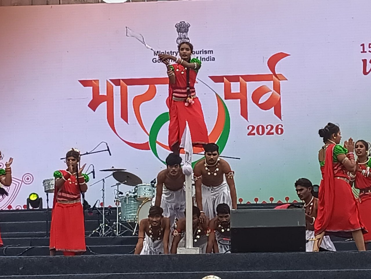 Chhattisgarh's cultural spectacle, from folk dances to cuisine, won hearts at Bharat Parv 2026.