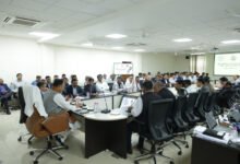 Photo of राज्य की स्वास्थ्य सेवाओं को मजबूत करने मंत्री श्याम बिहारी जायसवाल के सख्त निर्देश, दूरस्थ इलाकों पर रहेगा विशेष फोकस