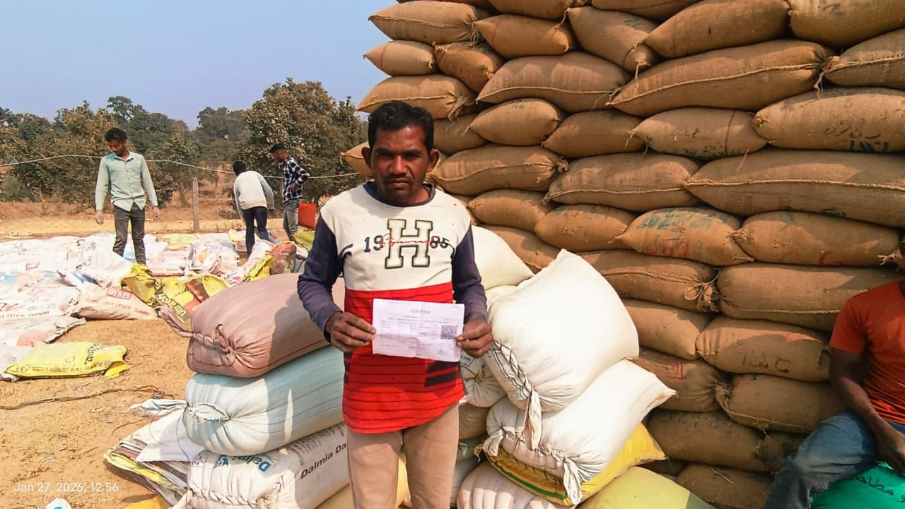 Digital paddy procurement has become the strength of farmers, the experience of Duggi farmer Hiralal has become an example.