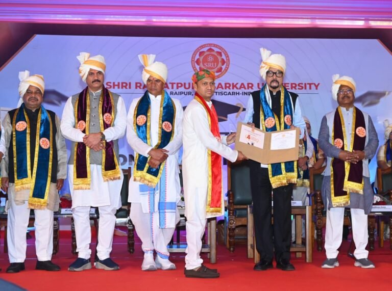Rawatpura Sarkar University's fourth convocation concluded, 53 researchers awarded PhD, 1448 students awarded degrees