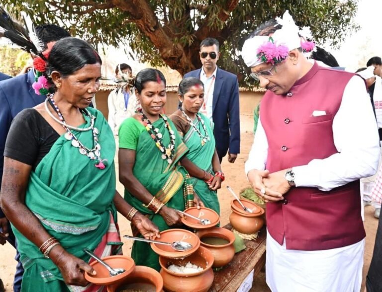 Interview with culture in Narayanpur: Chief Minister connects with the soul of Bastar at Garhbengal Ghotul