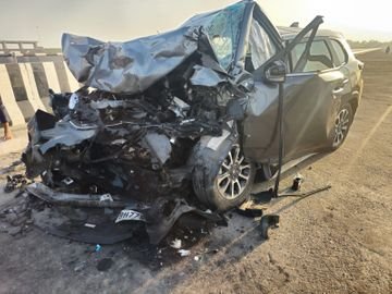 Horrific road accident in Korba: 3 people including mother and daughter killed, villagers protest