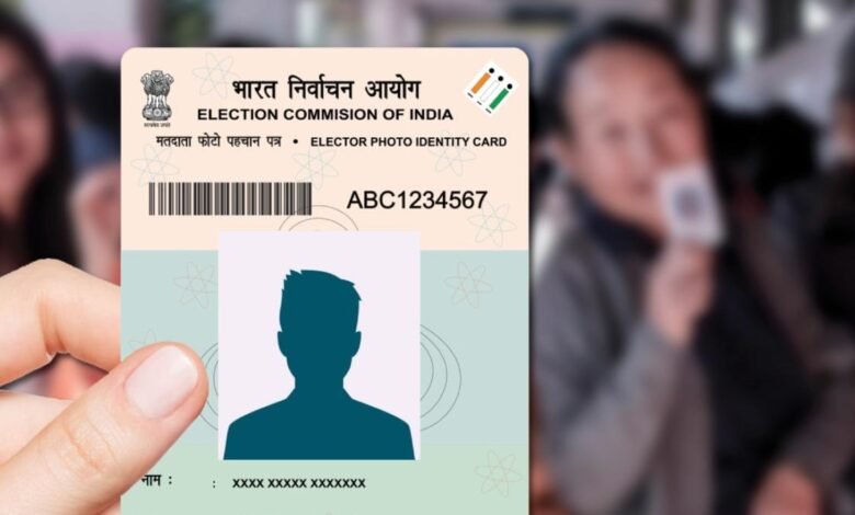 राष्ट्रीय मतदाता दिवस: जिला पंचायत में बीएलओ सम्मानित, 10 नए मतदाताओं को मिले ईपीआईसी कार्ड 1 National Voters' Day: BLOs honoured at district panchayats, 10 new voters get EPIC cards