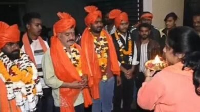 Photo of मैग्नेटो मॉल तोड़फोड़ केस: बजरंग दल कार्यकर्ताओं को जमानत, जेल से निकलते ही ढोल-नगाड़ों के साथ जोरदार स्वागत