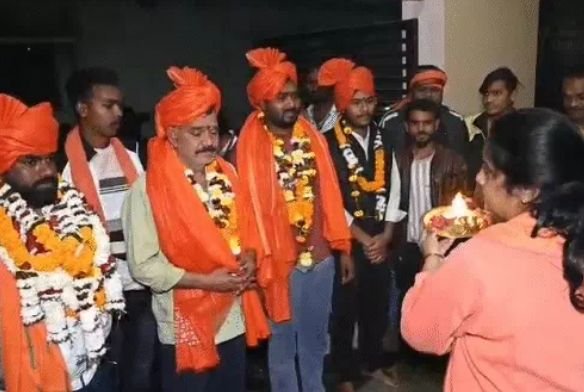 Magneto Mall demolition case: Bajrang Dal activists granted bail, received a rousing welcome with drums and trumpets upon leaving jail
