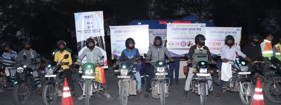 National Road Safety Month: Awareness drive intensified with helmet distribution, mock drills and blood donation on Raipur-Bilaspur Highway