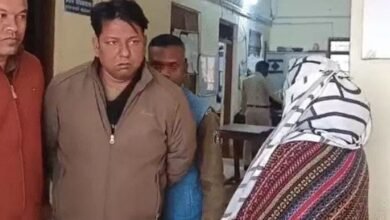 Photo of फर्जी नाम, फर्जी पहचान और झूठा अफसर! सरगुजा में फेसबुक के जरिए लड़कियों को फंसाने वाला आरोपी गिरफ्तार