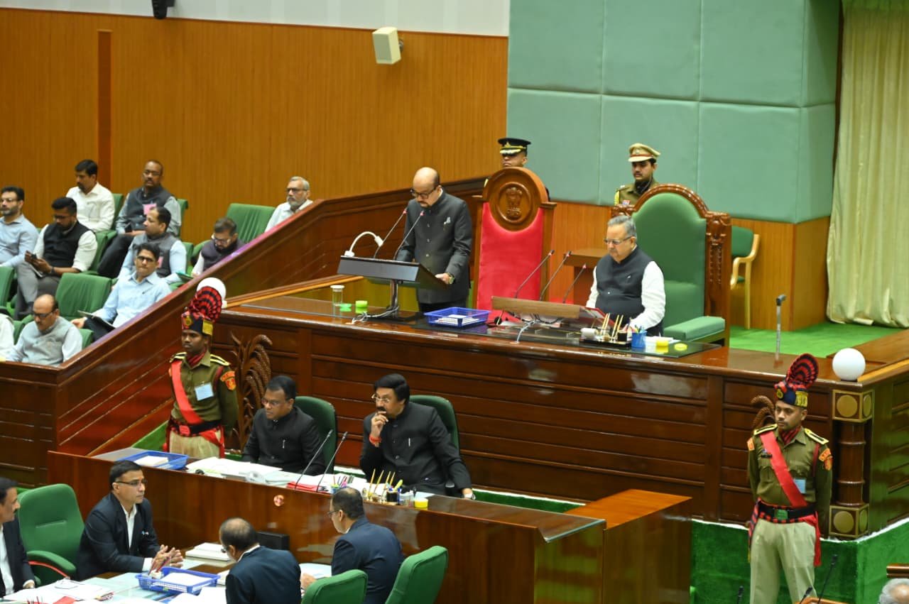 Governor Deka addressed the 8th session of the 6th Chhattisgarh Legislative Assembly.
