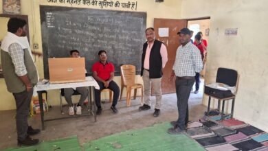 Photo of राष्ट्रीय राजमार्ग के किनारे पढ़ने वाले बच्चों की आंखों पर खास ध्यान, 1498 छात्रों की हुई नेत्र जांच