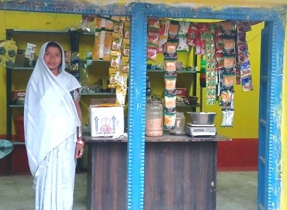 The Bihan Yojana has transformed Sukhmanti Baiga's life, establishing her identity as a self-reliant woman through her grocery shop.
