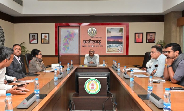 The pace of implementation of Nava Anjor Vision 2047 is being closely monitored and a high-level review meeting is being held at the Ministry.