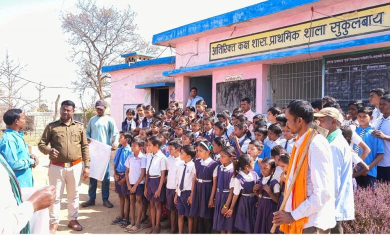 The Forest Department took a strict action in Barnawapara and administered a conservation oath to the villagers.