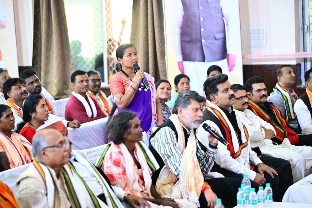In a virtual interaction from Jagdalpur, a woman farmer shared her story of progress and will expand her poultry farming with incentives.