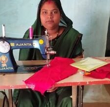 Photo of महतारी वंदन योजना बनी संबल, सिलाई से संवरी भगवती रात्रे की जिंदगी