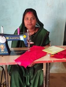 Mahtari Vandan Yojana became a support, sewing improved Bhagwati Ratre's life